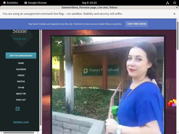 Livelaughcum.modelcentro.com Pay